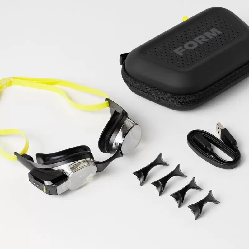 Lentes de natación Form Smart Swim 2 con realidad aumentada
