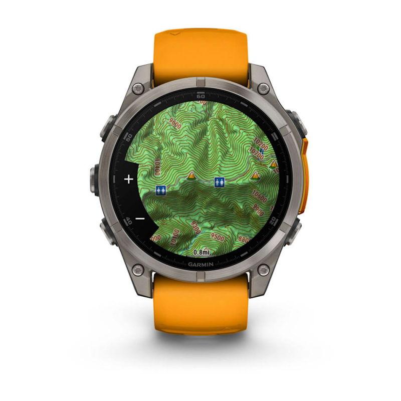 Garmin Fenix 8 AMOLED 47 mm Naranjo pantalla encendida