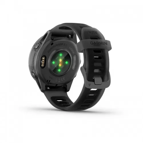 Garmin Forerunner 570 Black 42 mm mostrando datos de carrera